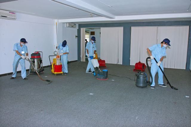 Chúc mừng các bạn đơn vệ sinh tòa nhà ra tư cách lưu trú!
